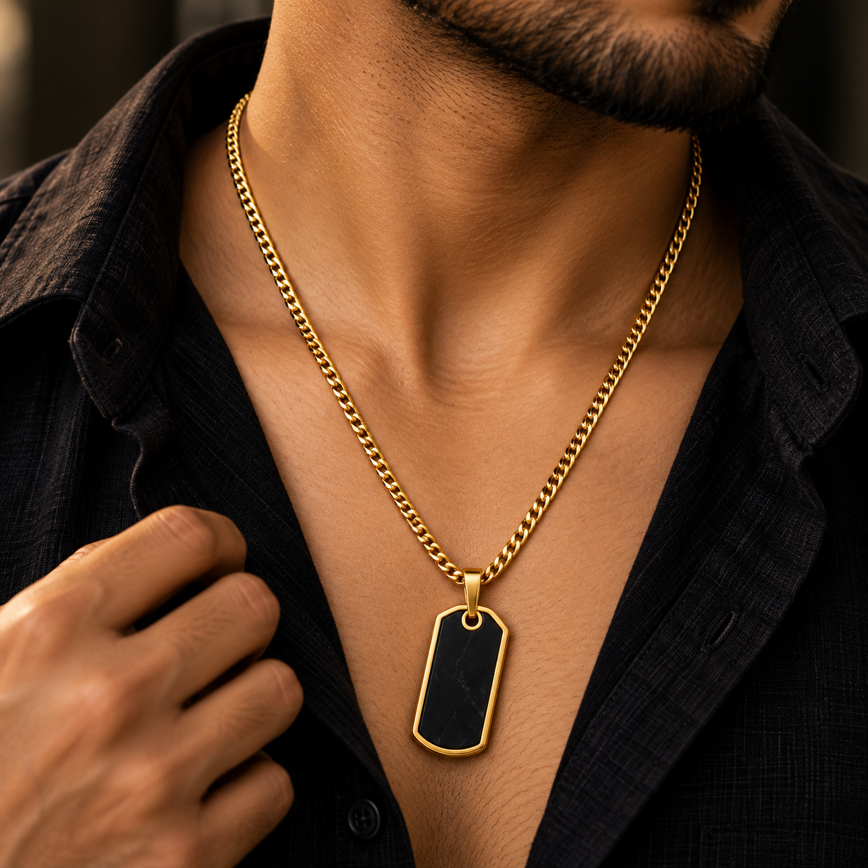 Classic Tag Pendant Chain thumbnail 2