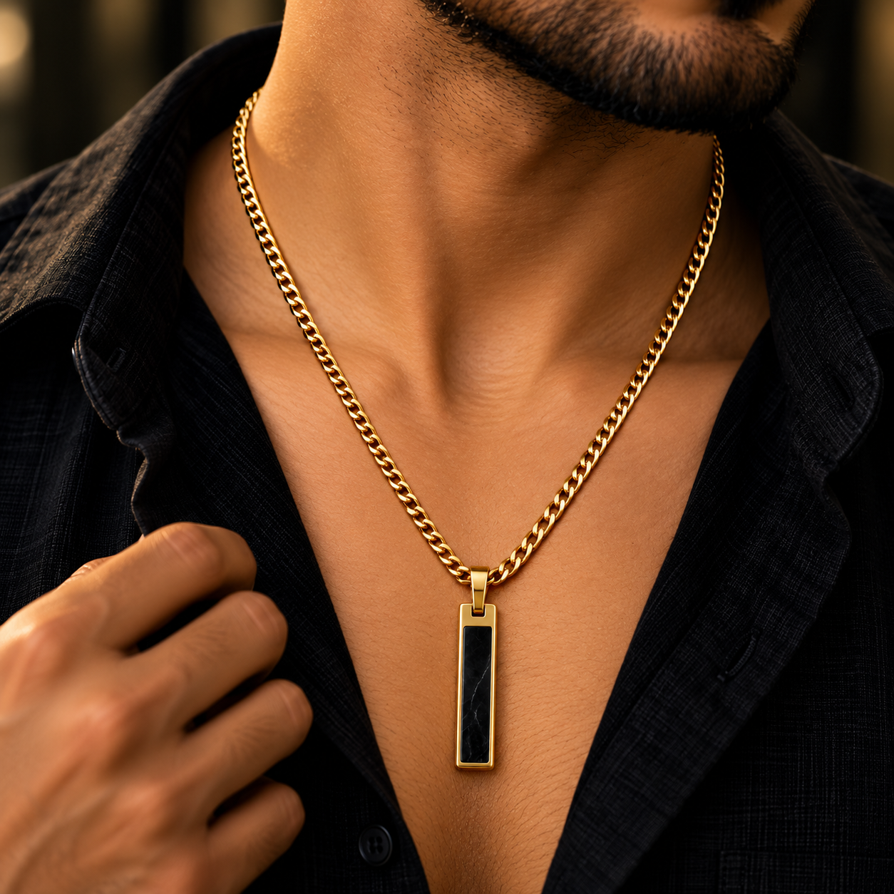 Classic Rectangular Pendant Chain thumbnail 2